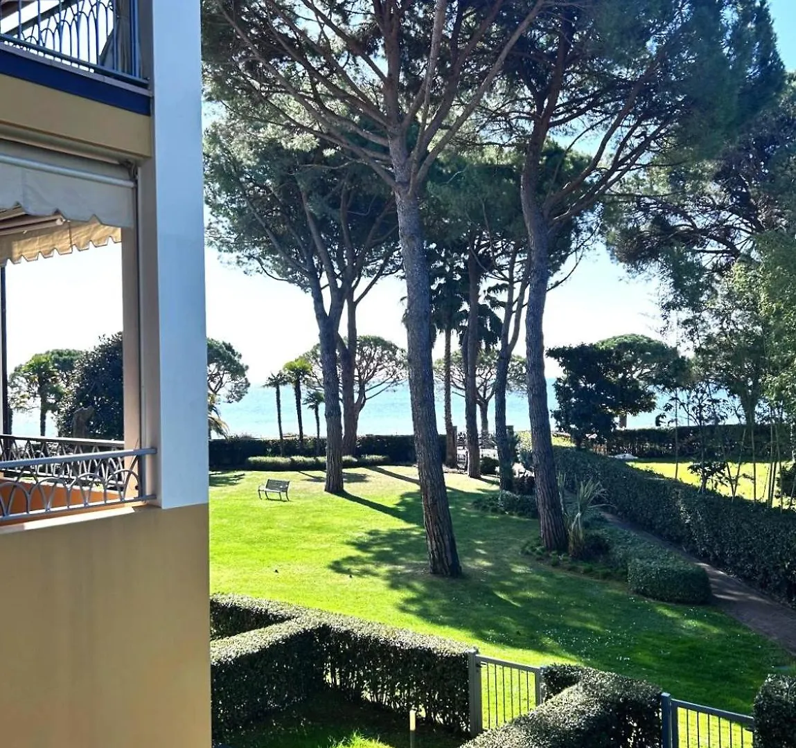 Apartment Casa Santi Il Silenzio Tra Lago E Montagna Toscolano Maderno Italy